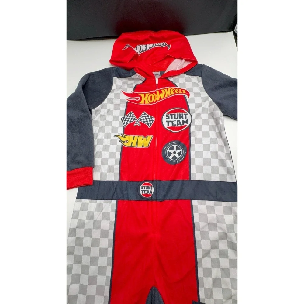 NEW boys size small (6/7) Hot Wheels onesie fleece footless hooded pajamas.
